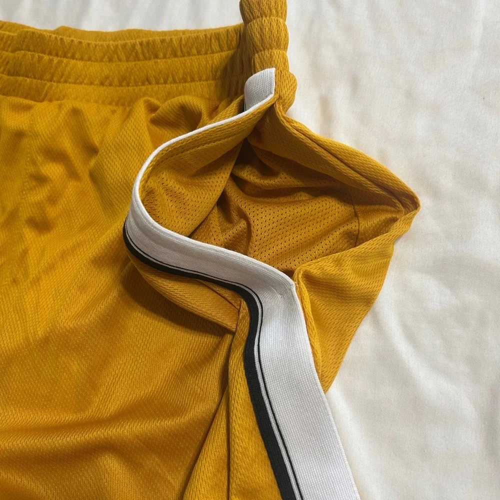 Reebok Mens WOR Mesh Shorts Bright Ochre Yellow Athletic Basketball HS6627 Small